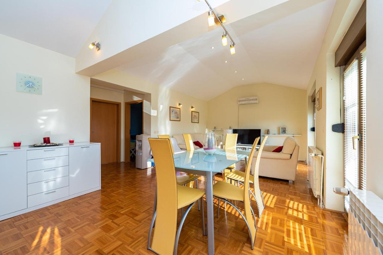 Vila Luna Apartments 扎达尔 外观 照片